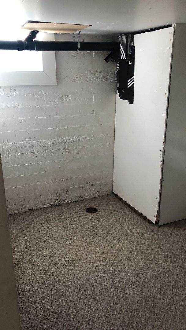 Building Photo - 513-515-515 NE Kamiaken St