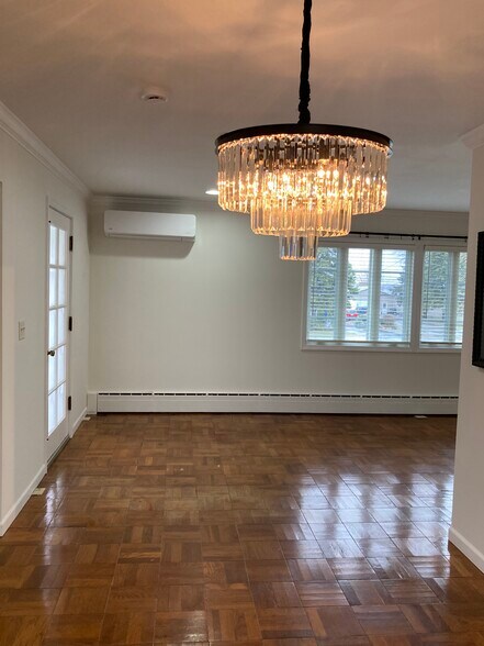 Building Photo - 6204 W Kimberly Rd