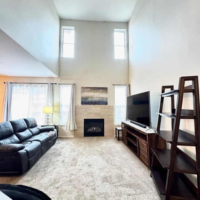 Building Photo - 5362 Wildspring Dr