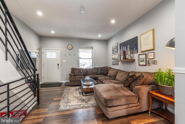 Building Photo - 1619 N Corlies St