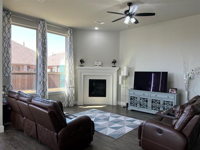 Building Photo - 1416 Saddle Ridge Dr