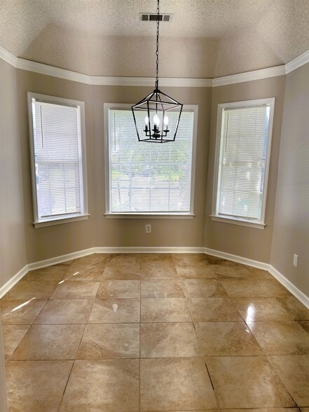 Building Photo - 9040 Pepper Hollow Ct