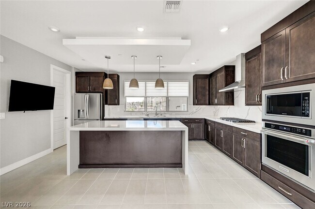 Building Photo - 11580 Midnight Melody Ave