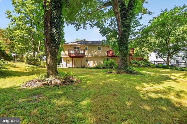 Building Photo - 3409 Beverly Dr