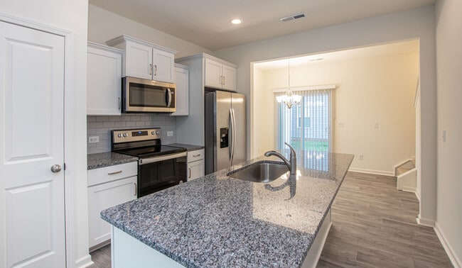 Building Photo - 2 Bedroom Townhome - HWY 601 AVAILABLE APRIL 2026