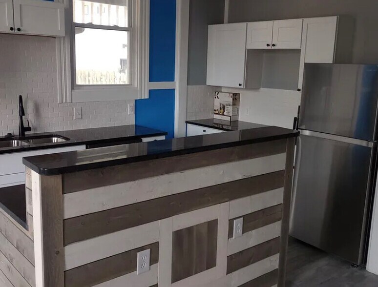 Building Photo - 3801 Whitman Ave