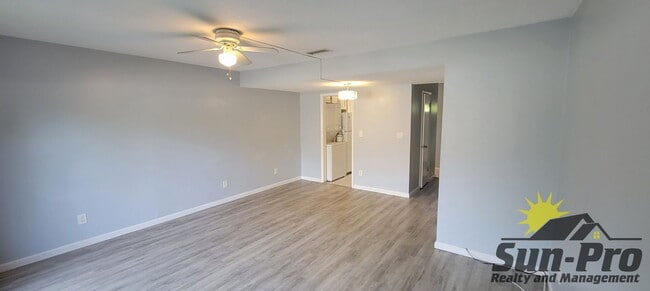 Building Photo - 407 Lytle Ave