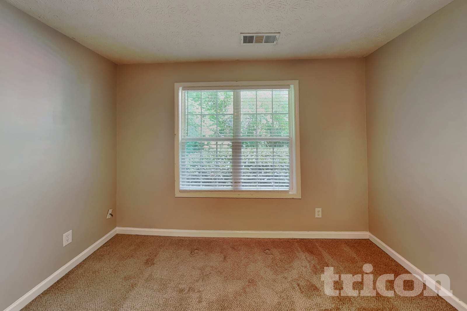 Building Photo - 1455 Enchanted Forest Dr