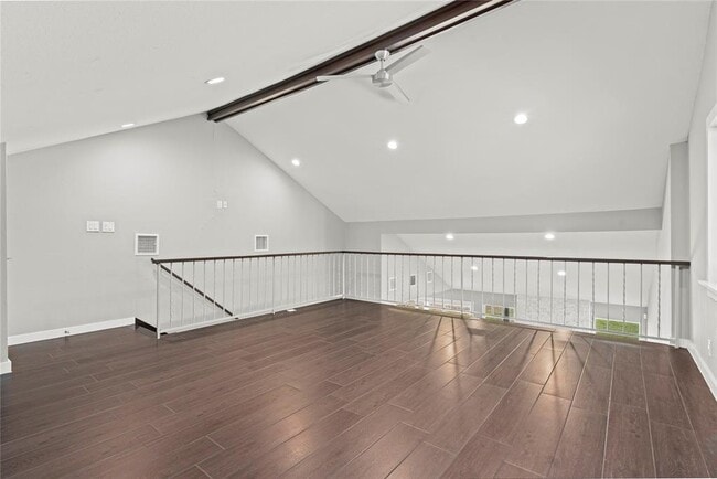 Building Photo - 22435 Elsinore Dr