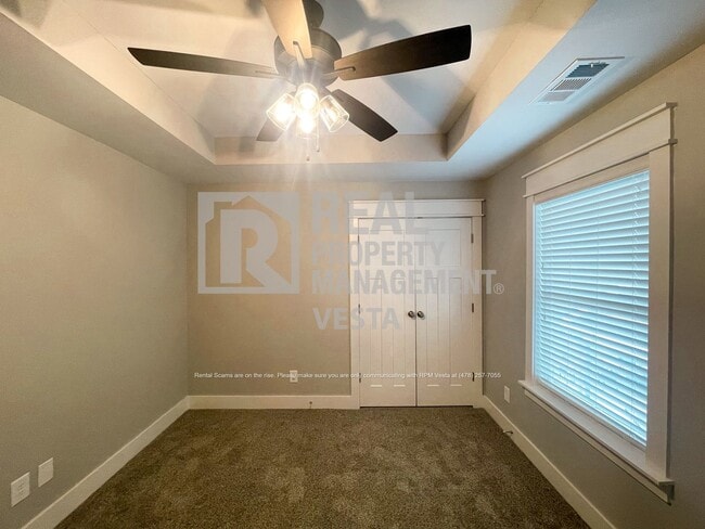 Building Photo - 113 Perth Ct