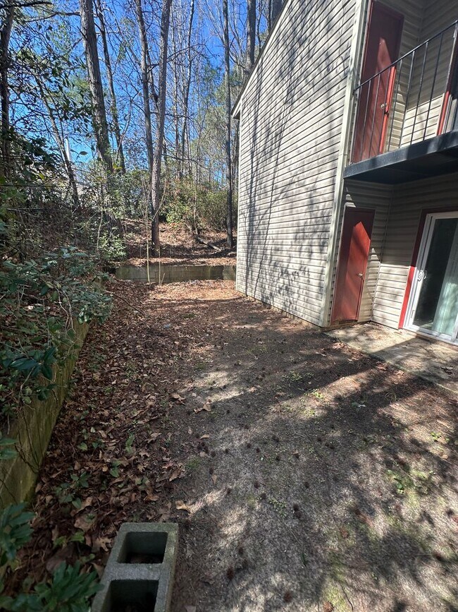 Building Photo - 6376 Applecross Ave