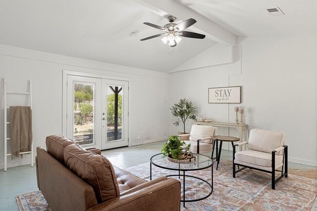 Building Photo - 2591 Spring Valley Dr