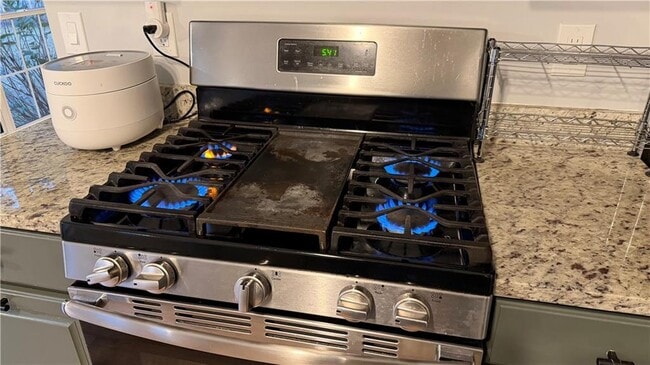 Building Photo - 2945 Dogwood Creek Pkwy NW