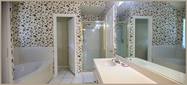 Building Photo - 9602 Meadowchase Ct