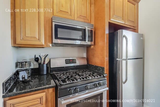 Building Photo - 1400 Mill Rd