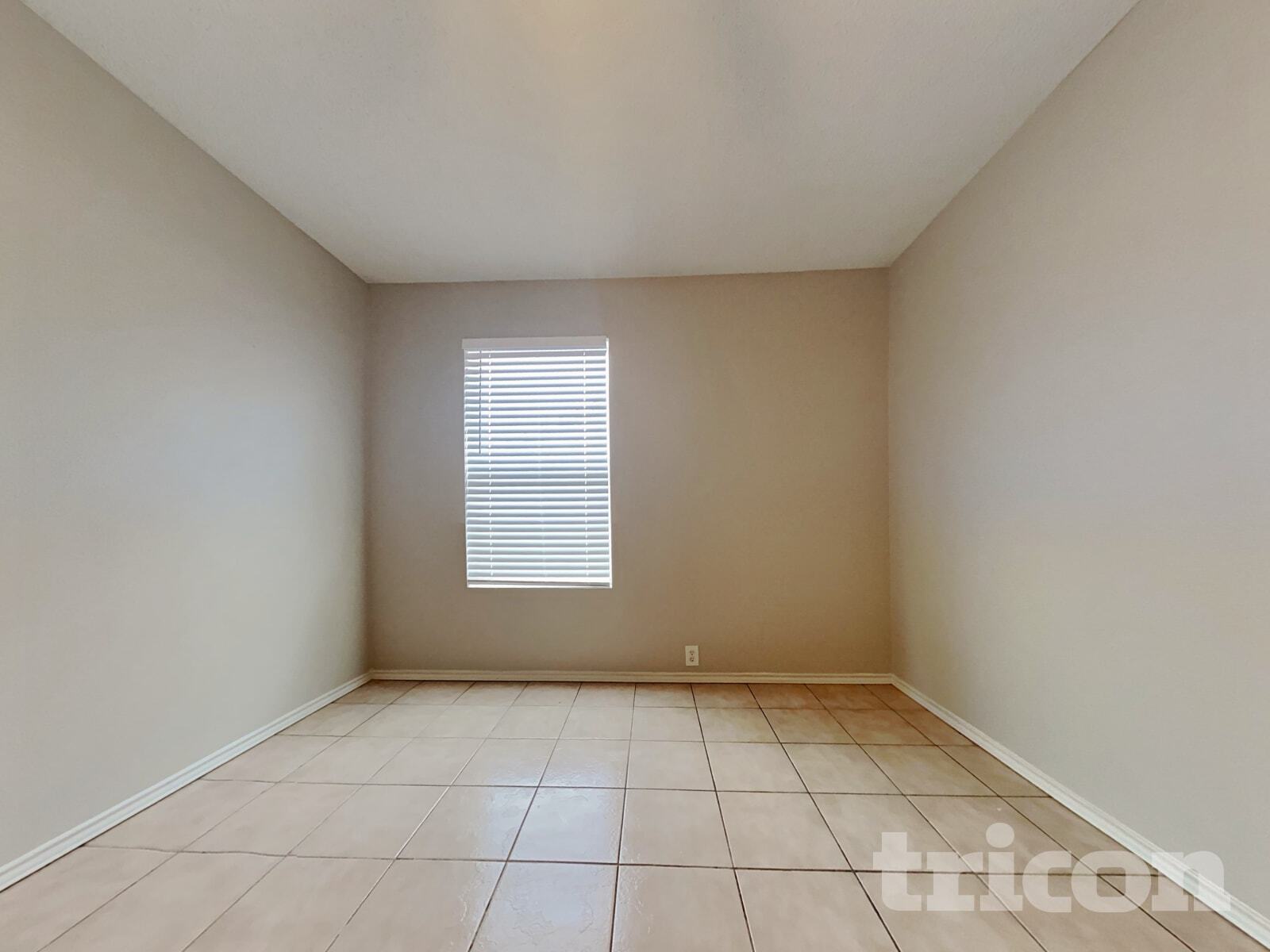 Building Photo - 4512 Merlot Dr