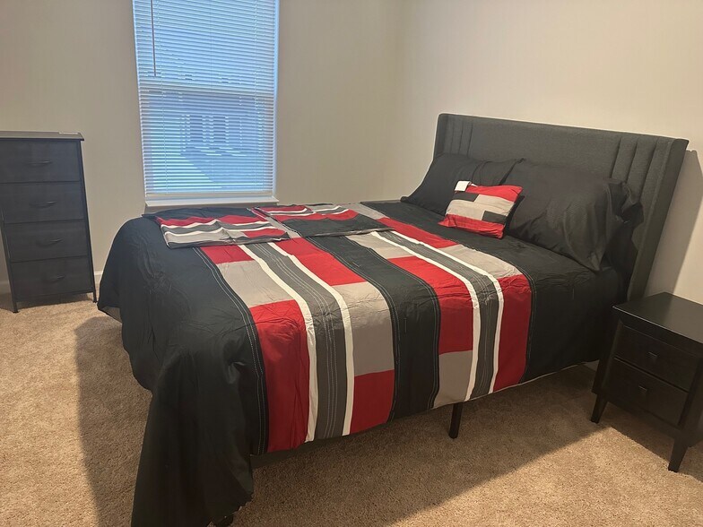 Bedroom 4 - 10810 Penwell Way