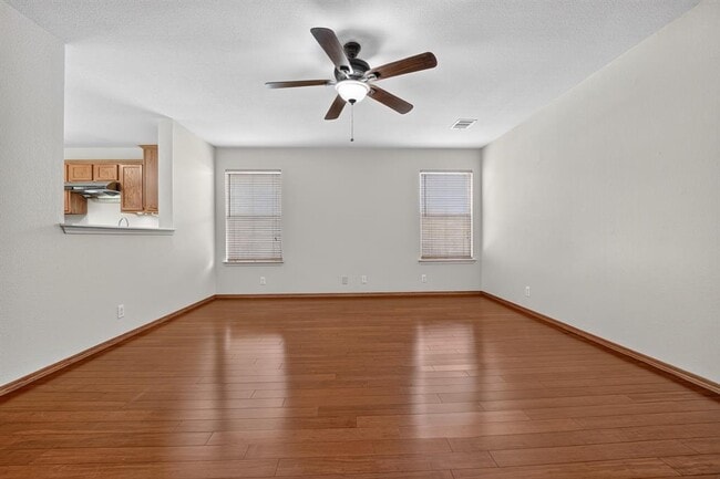 Building Photo - 2412 Kale Dr