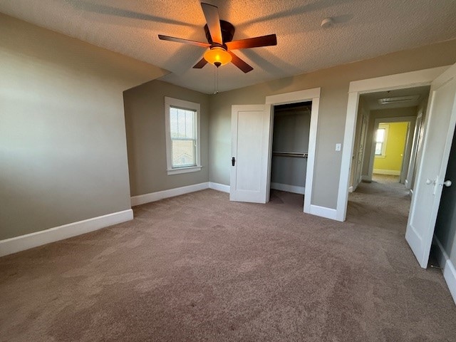 Building Photo - 7104 Willow Pl