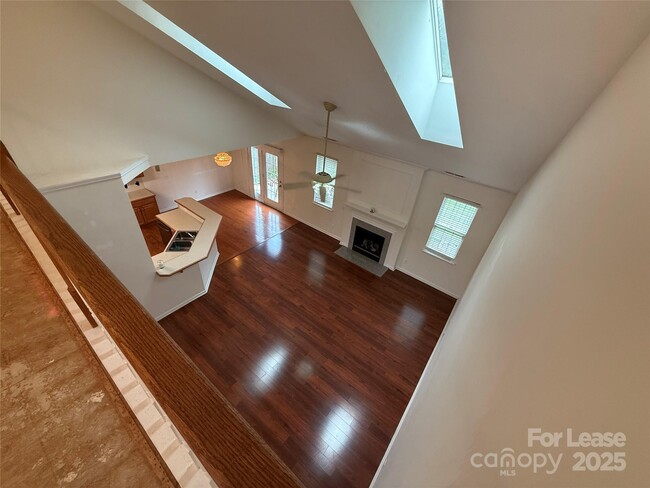 Building Photo - 11042 Woods Corner Ct