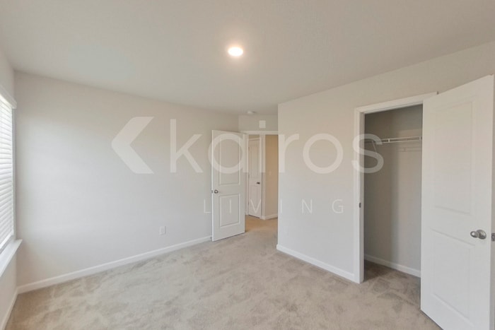 Building Photo - 3564 Bridgewood Dr