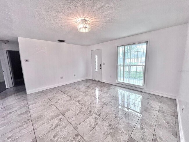 Building Photo - 3409 Vorden St