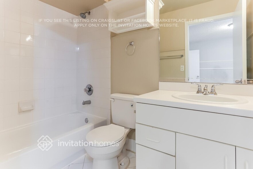 Building Photo - 2257 Salerno Cir