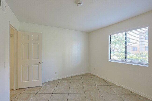Building Photo - 12190 Cuyamaca College Dr E