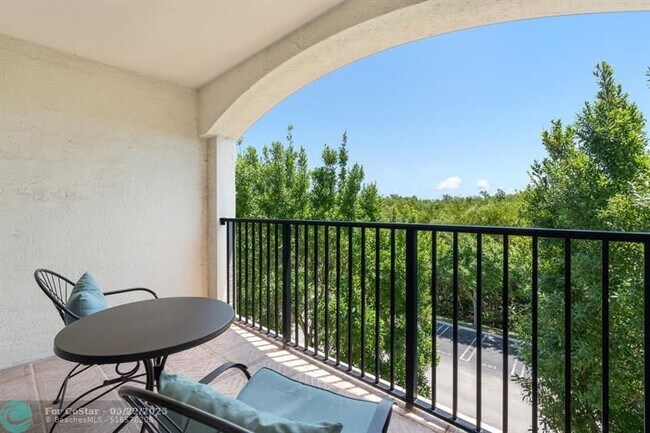 Building Photo - 2417 Tuscany Way