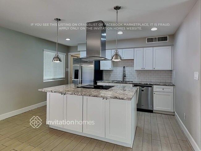 Building Photo - 8702 E Valley View Rd