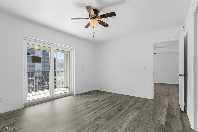 Building Photo - 4531 Bay Beach Ln