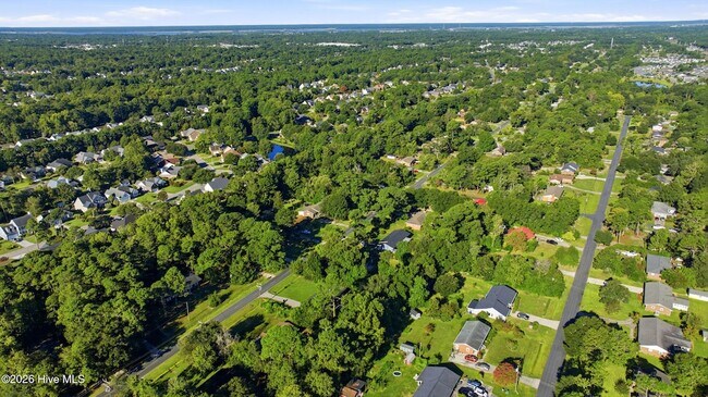 Building Photo - 130 Mohican Trail