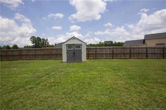 Building Photo - 106 Harvest Ln