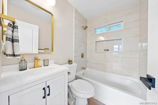 Building Photo - 5515 Lauretta St