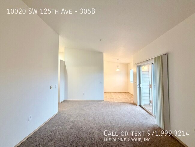 Building Photo - 10020 SW 125th Ave