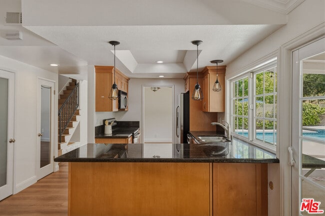 Building Photo - 29392 Hillrise Dr