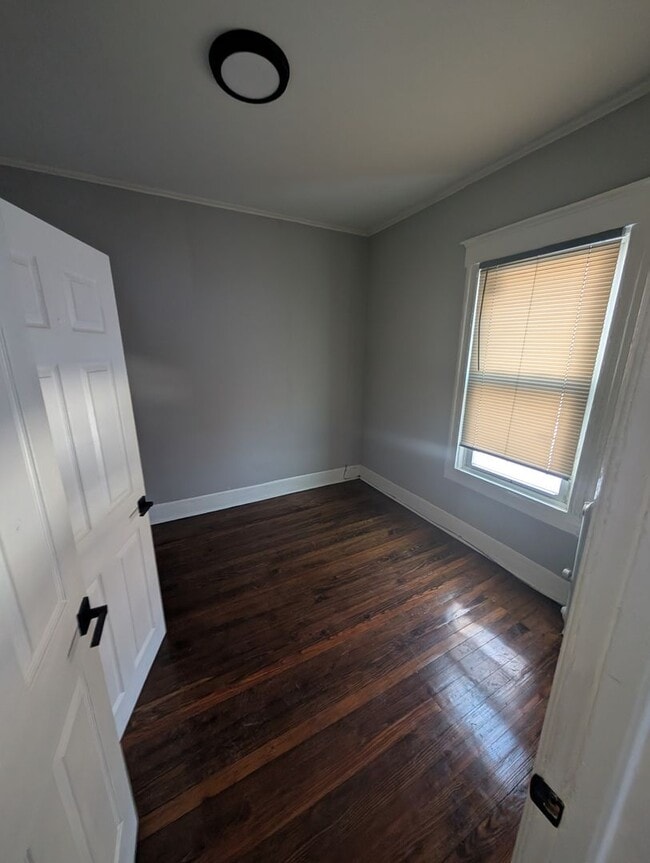 Building Photo - 160 S 12th St