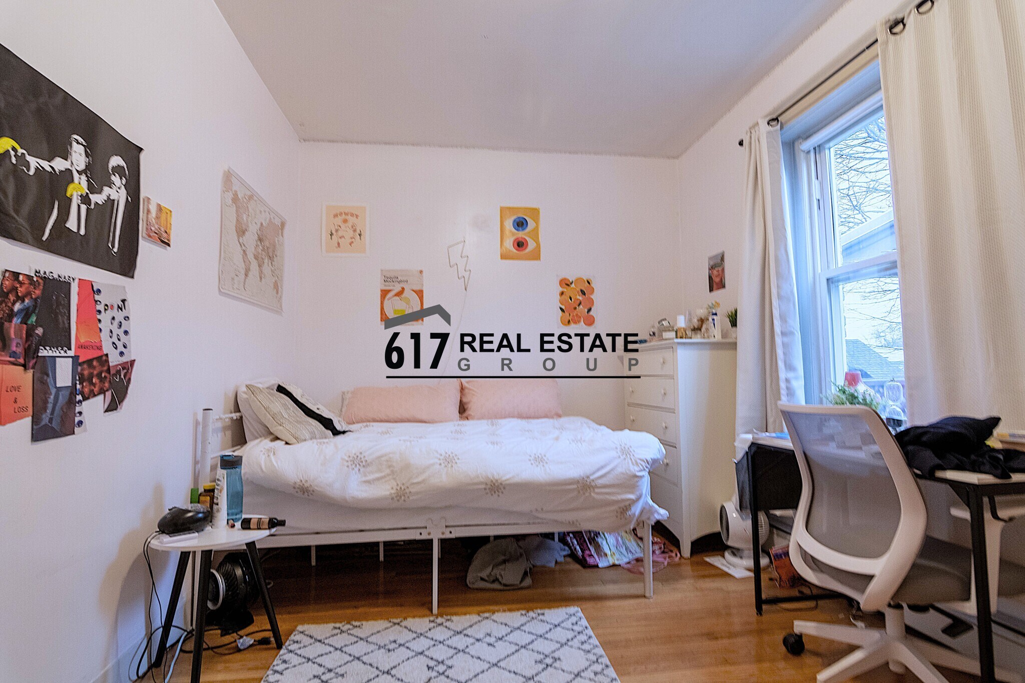 Building Photo - 157 Thorndike St