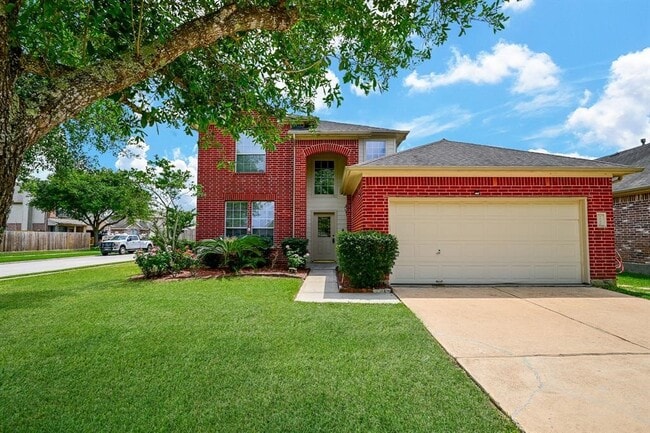 Building Photo - 1030 Riverwood Dr