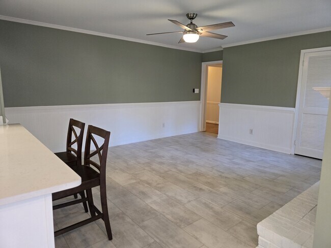 Building Photo - 3703 Hickory Hill Dr