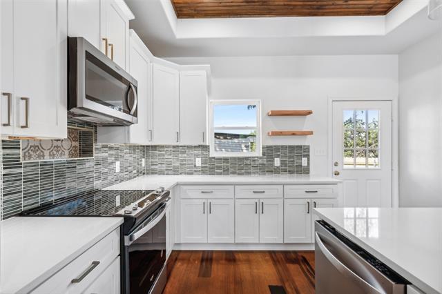 Building Photo - 5718 Barkridge Dr