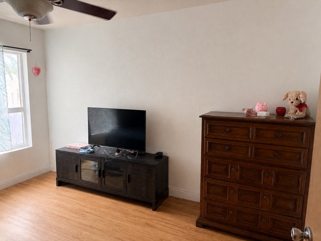 Building Photo - Central Maui - 3 bedroom, 2 bath condo, 5 min from hospital, Kaiser & gov't facilities