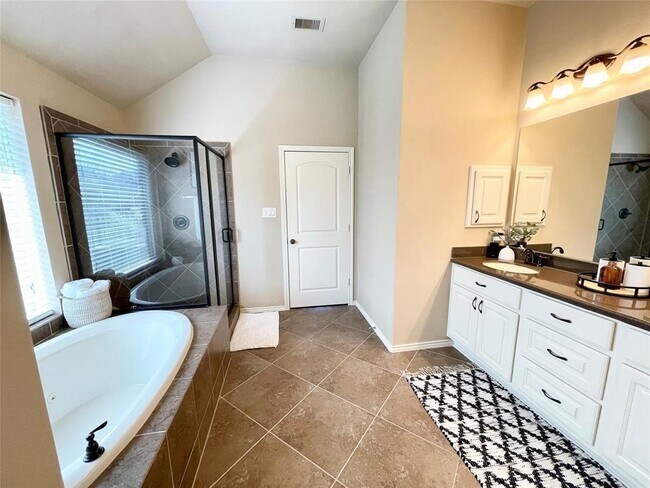 Building Photo - 25443 Lockspur Dr