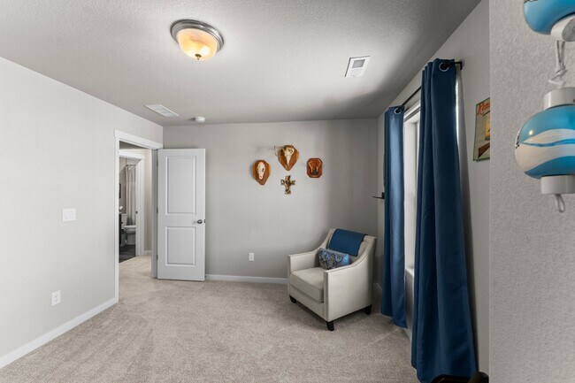 Building Photo - 5204 Roundhouse Dr