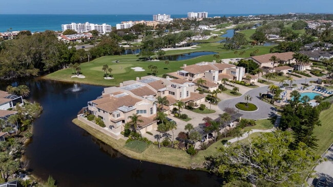 Building Photo - Luxury Furnished Longboat Key Retreat with Private Beach Club Access & Golf Course Views Remodele...