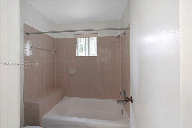 Building Photo - 1289 Majesty Terrace