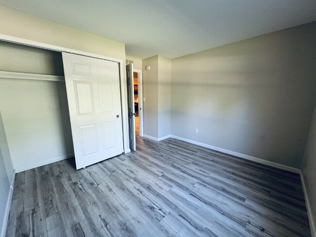 Building Photo - Fully Renovated 2BD/2BA in Top-Rated Northville Schools | Water, HOA & Fitness Included! OWNER SP...