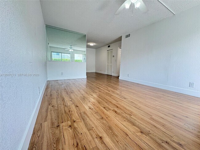 Building Photo - 3251 NW 102nd Terrace