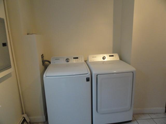 Building Photo - 6 Lincoln Ave