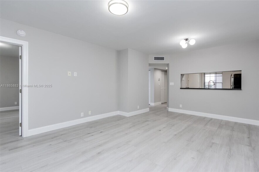 Building Photo - 2474 NW 89th Dr